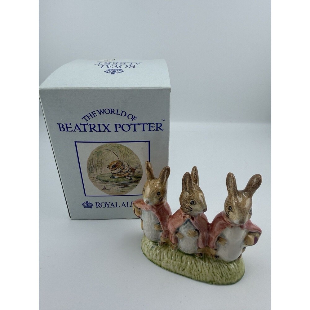 1989 Royal Albert Flopsy Mopsy and Cottontail Beatrix Potter Rabbit Figure w/Box